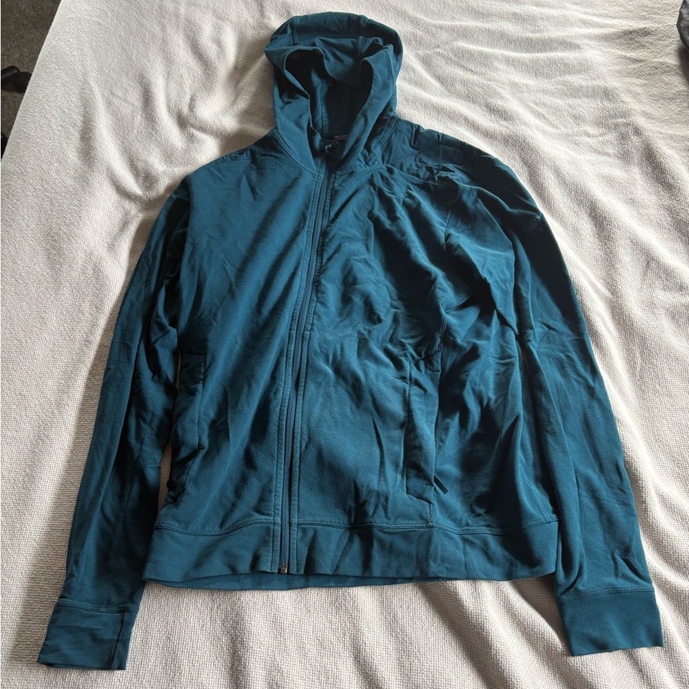 Arc'teryx Men's Deep Blue Hooded Jacket